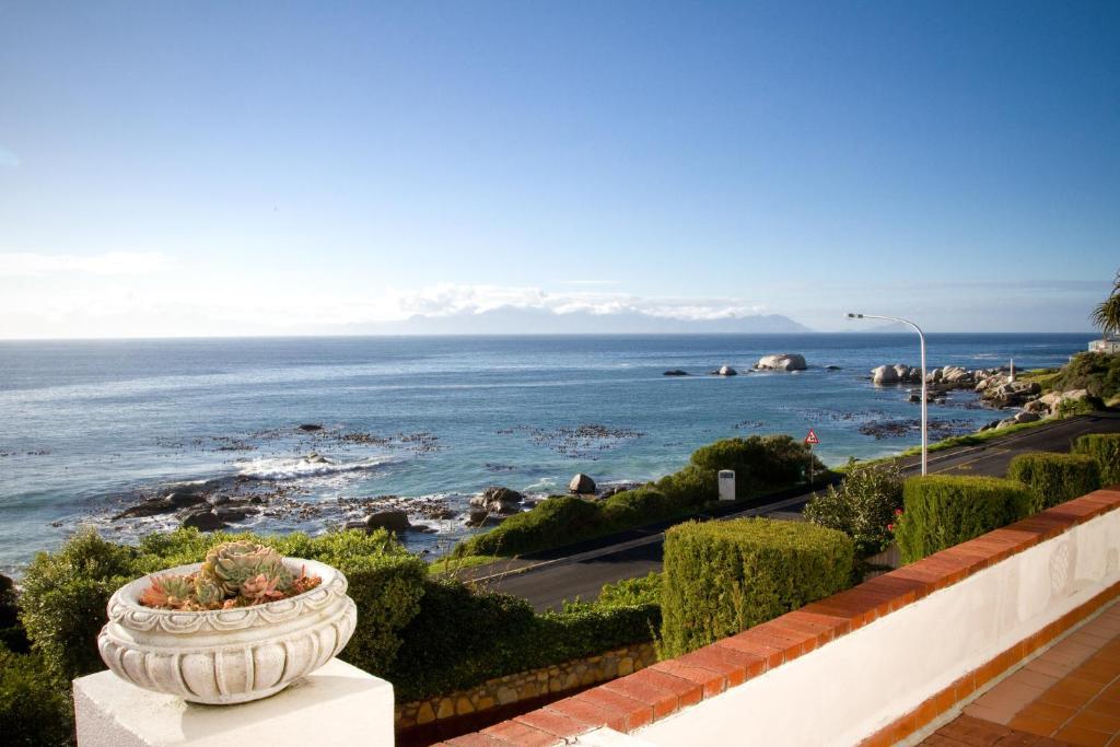 Whale View Manor & Spa Simon's Town Exterior photo